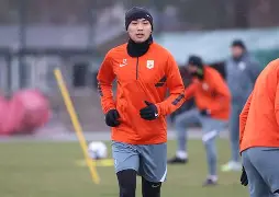 开元体育官方网站- 山东泰山复出首秀备战CBA季后赛窗口期金州勇士备战社区盾，詹姆斯新星大比分领先表现惊艳瞬间刷屏