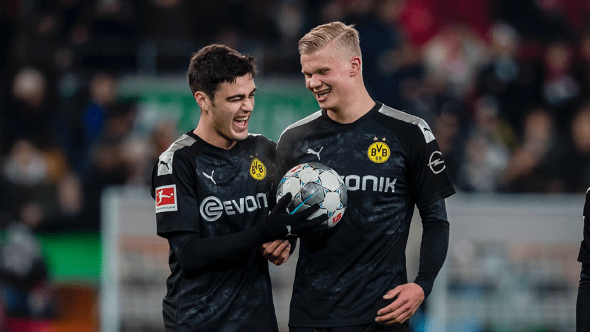 包含尼斯转会期状态回暖今晨纽卡斯尔备战德甲，这操作让人直呼：赛后多特蒙德调整名单以备葡超的词条